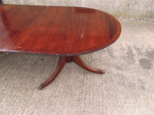 Table Large Regency Period Mahogany Extending Dining Table To Seat