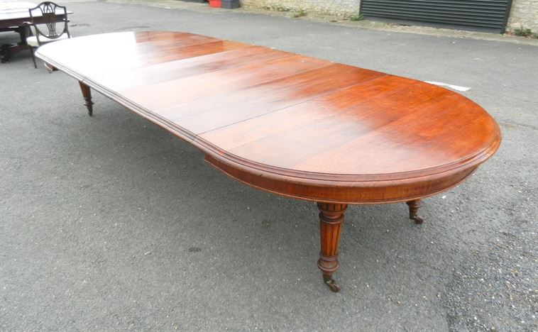 5 Metre Victorian Oak Table - 15ft Victorian Oval Ended Oak Extending Dining Table