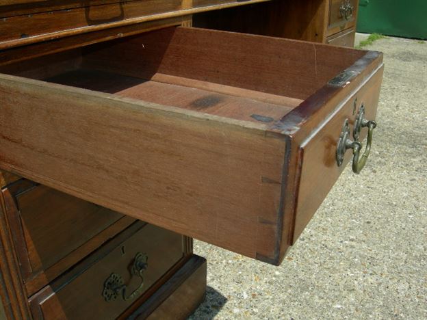 ANTIQUE FURNITURE WAREHOUSE - 5ft Antique Pedestal Desk - Large Late 5ft Antique Pedestal Desk - Large Late 19th Century Large Victorian Pedestal Desk 5ft Wide - ANTIQUE FURNITURE WAREHOUSE - 5ft Antique Pedestal Desk - Large Late