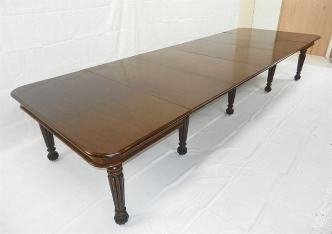 Original Large Georgian Dining Table - 4 Metre Regency Period Mahogany Extending Dining Table On Gillows Leg 