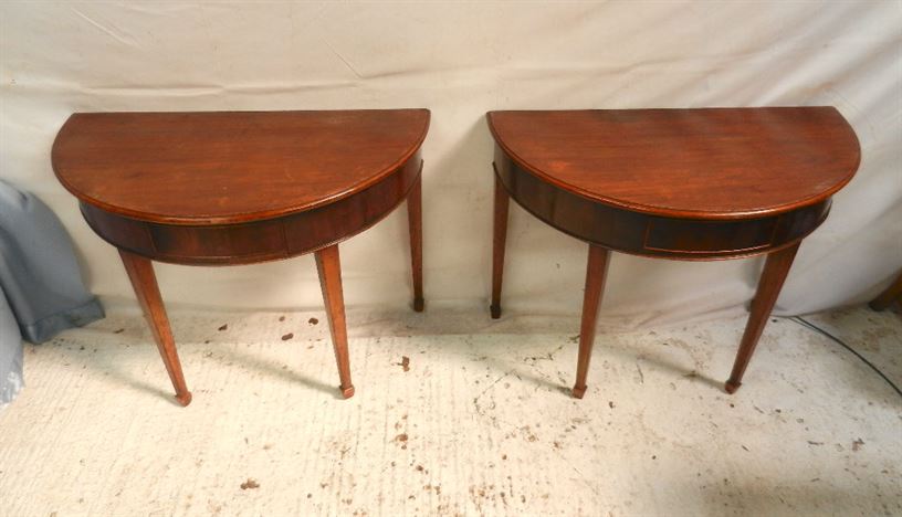 Pair Georgian Demi Consoles - Late 18th Century George III Pair Mahogany Demi Shaped Tables