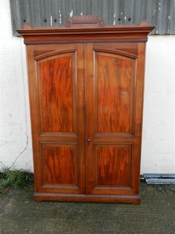 Victorian Mahogany Fitted Wardrobe - Two Door Early Victorian Mahogany Wardrobe With Fitted Drawers And Slides