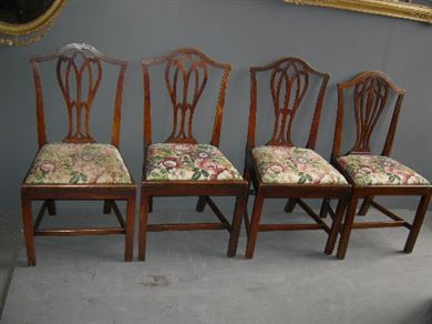 ANTIQUE FURNITURE WAREHOUSE - ANTIQUE SET COUNTRY CHIPPENDALE CHAIRS ANTIQUE SET COUNTRY CHIPPENDALE CHAIRS - Matched set of four Chippendale period elm country chairs - ANTIQUE FURNITURE WAREHOUSE - ANTIQUE SET COUNTRY CHIPPENDALE CHAIRS