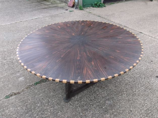 Large Round Vintage Table - 1970s 5ft Diameter Coromandel And Inlaid Dining Table