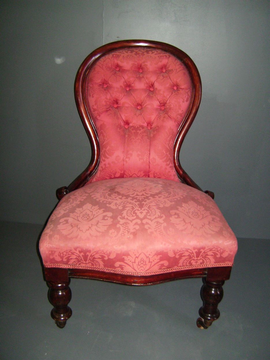ANTIQUE FURNITURE WAREHOUSE Mahogany Nursing Chair Victorian 19th