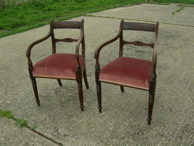 ANTIQUE FURNITURE WAREHOUSE - Pair Georgian Chairs - Pair Of Pair Georgian Chairs - Pair of Georgian mahogany carver dining chairs - ANTIQUE FURNITURE WAREHOUSE - Pair Georgian Chairs - Pair Of