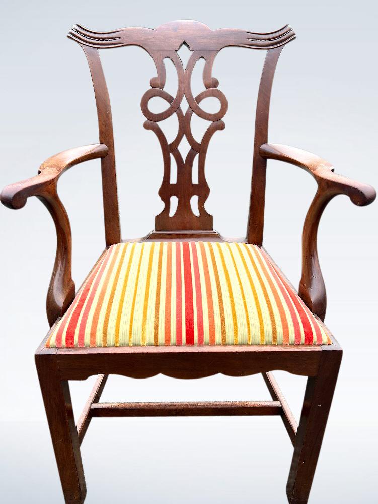 Set Of 12 Twelve Antique Mahogany Dining Chairs Georgian