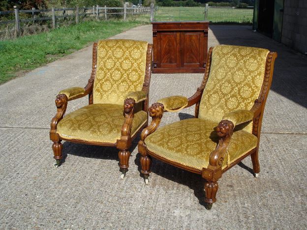 ANTIQUE FURNITURE WAREHOUSE - Stunning Pair Of Early Period Mahogany Stunning Pair Of Early Period Mahogany Library Chairs With Lions Head Arms - ANTIQUE FURNITURE WAREHOUSE - Stunning Pair Of Early Period Mahogany